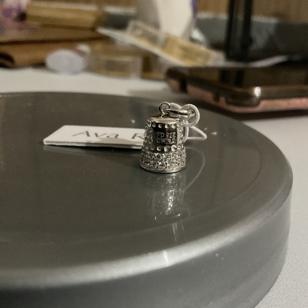 Ava Ro Thimble charm